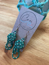 Load image into Gallery viewer, Beaded T&amp;W Floaties
